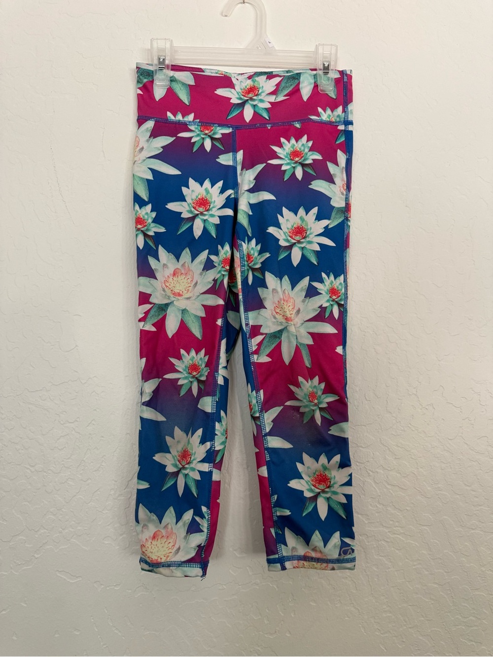 GAP Girls Floral Leggings in Pink and Blue Gradient